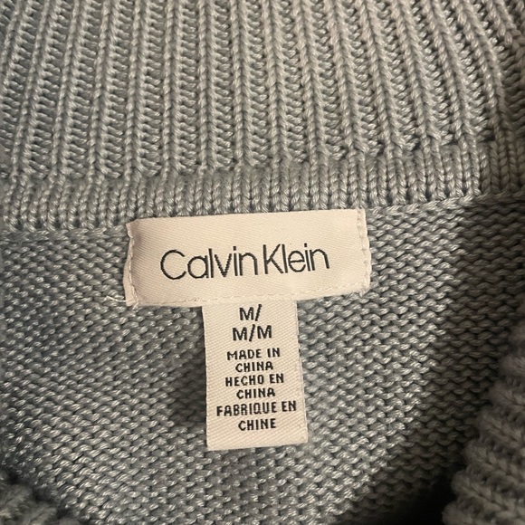 Calvin Klein long sleeve cable knit 100% soft acrylic blue turtleneck. Size L - Picture 3 of 3